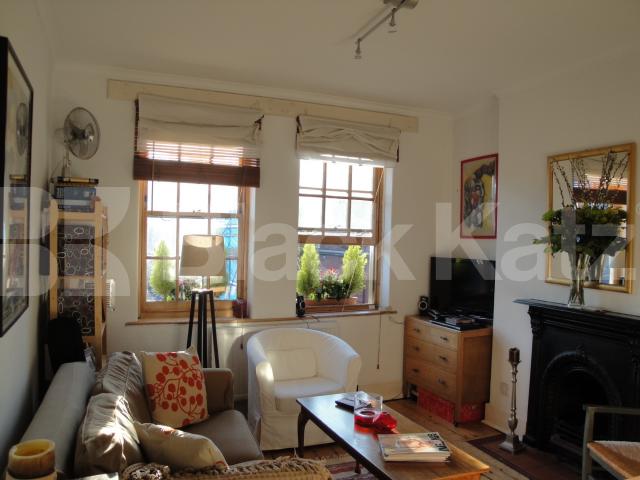 			New Instruction and Inclusive of bills, 1 Bedroom, 1 bath, 1 reception Flat			 Pleasant Place, Angel